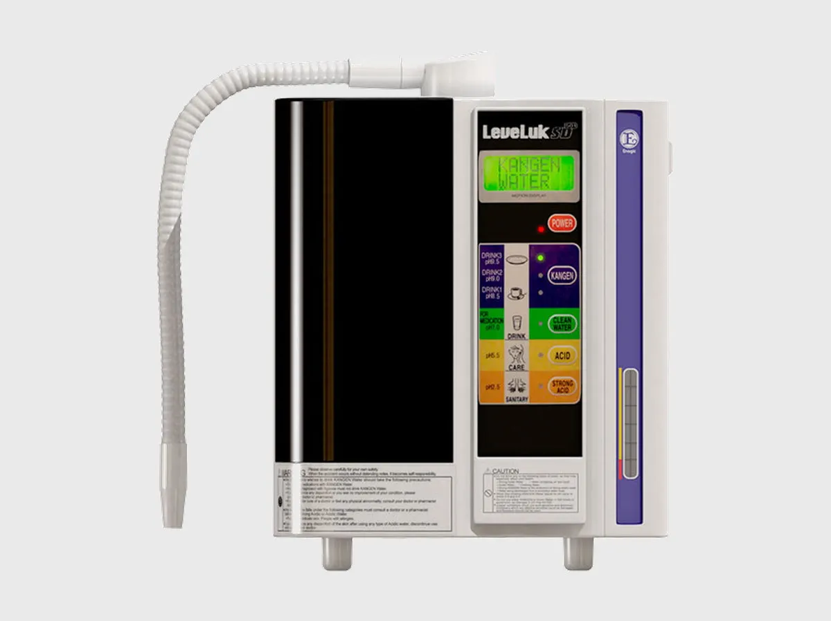 Ionizador Leveluk SD 501, frente negro con pantalla LCD y botones, manguera flexible, vista frontal. Kangen Water Puebla